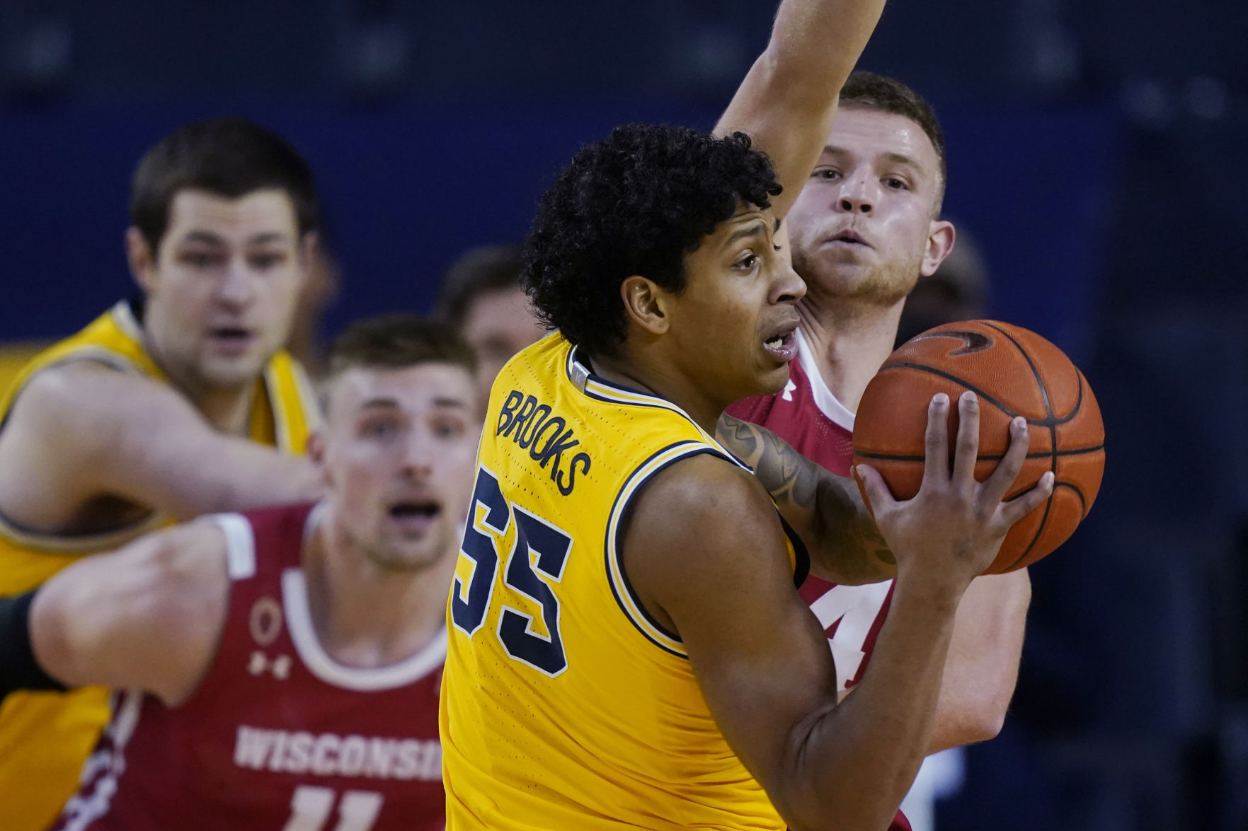 Michigan 77, UW 54